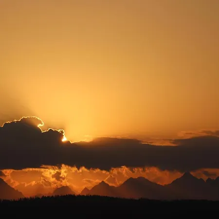 Hybský Dom Est 1905 * Hybe