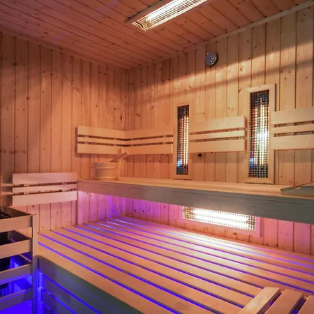 Hybsky Dom Holiday home